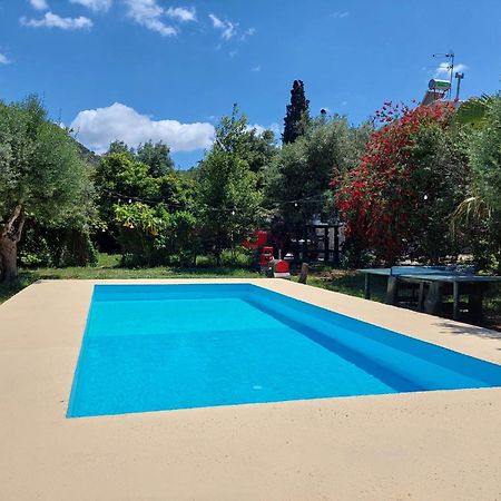 Sofiana'S Garden Retreat With Private Pool Lejlighed Dhrapaniás Eksteriør billede