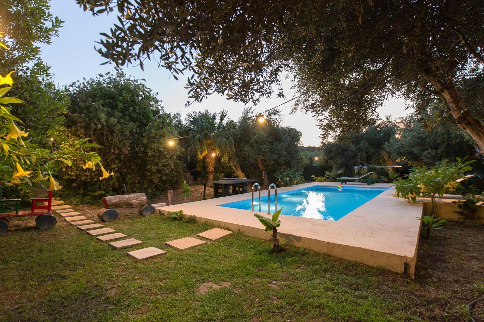 Sofiana'S Garden Retreat With Private Pool Lejlighed Dhrapaniás Eksteriør billede