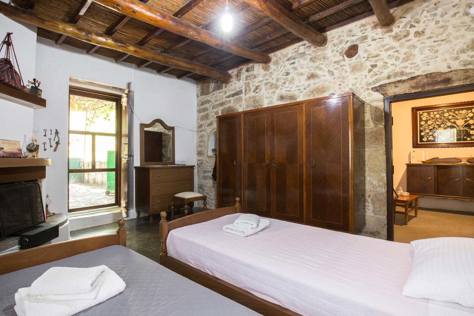 Sofiana'S Garden Retreat With Private Pool Lejlighed Dhrapaniás Eksteriør billede